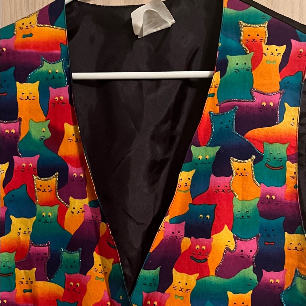 Colorful Cat Print Vest - Picture 7 of 11